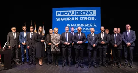 Predstavljanje u Vinkovcimaustupljeno