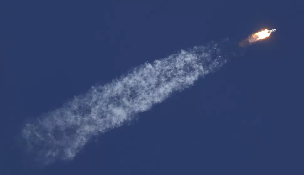 epa12017138 The Soyuz-2.1a booster rocket with the Soyuz MS-27 spacecraft lifts off from the launch pad at the Baikonur Cosmodrome, Kazakhstan, 08 April 2025. The rocket is carrying crew members Roscosmos cosmonauts Commander Sergey Ryzhikov, Flight Engineer Alexey Zubritsky, and NASA astronaut Flight Engineer Jonny Kim to the International Space Station (ISS). EPA/YURI KOCHETKOV
