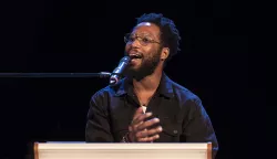  Pjevač, orguljaš, pijanist, aranžer i producent Cory Henry