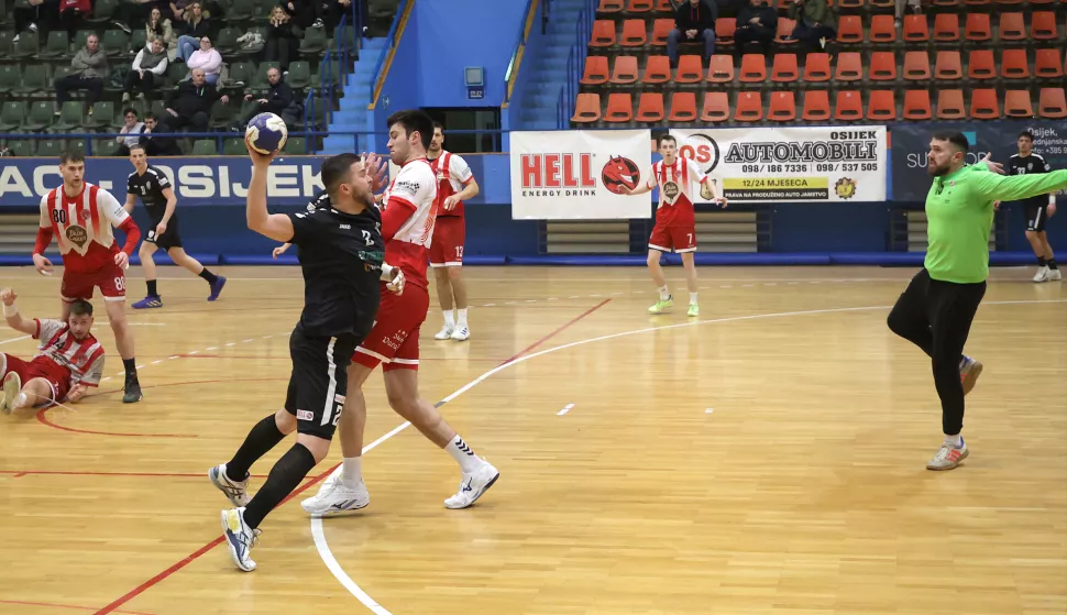 Osijek, 15. 02. 2025., SD Zrinjevac, Osijek - Varaždin 1930, rukomet, Paket24, Liga za ostanak SNIMIO BRUNO JOBST