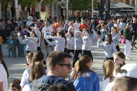 Osijek, 13. 04. 2024., Trg A. Starcevica, Ferivi polumaraton, Osjecki Ferivi polumaraton SNIMIO BRUNO JOBST