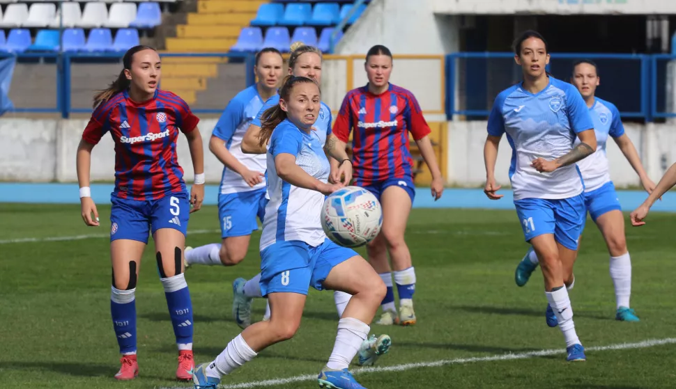 Osijek,23. 03. 2025, Stadion Gradski vrt. Nogomet, žene, Osijek - Hajduk (Split). Magenta liga za nogometašice.snimio GOJKO MITIĆ