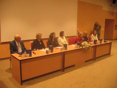 Predstavljena knjiga Osječki trgoviOsijek, 12. travnja 2025.Snimio: Darko Kovačević