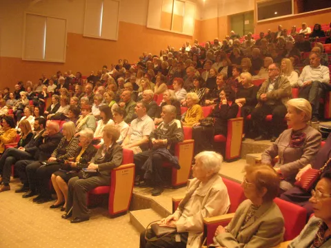 Predstavljena knjiga Osječki trgoviOsijek, 12. travnja 2025.Snimio: Darko Kovačević