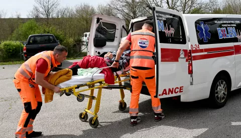 RUPA, 16. 04. 2025. - Rupa, dom za starije i nemoćne Eddy, Vlasnici otišli i napustili korisnike, umirovljenici, stariji ljudi, zbrinjavanje SNIMIO: VEDRAN KARUZA 
