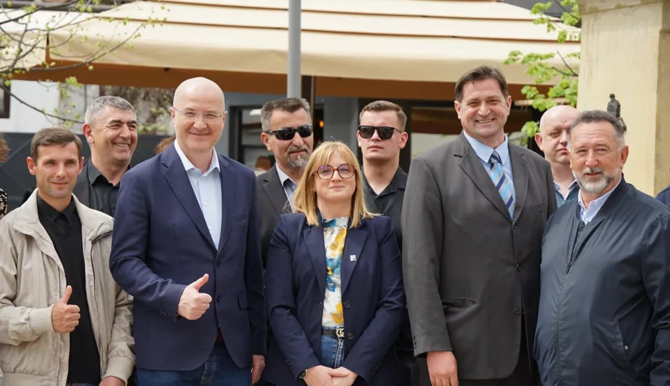 POŽEGA - DOMiNO predstavio kandidate za gradonačelnika Požege i župana Požeško-slavonske županije17. 4. 2025.