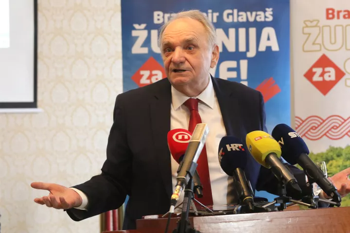 Osijek, 18. 0425, Hotel Waldinger, press konferencija, Branimir Glavas&scaron;, nezavisni kandidat za župana, i koaliciski prartneri iz HSS-a i HDSSB-a.snmio GOJKO MITIĆ