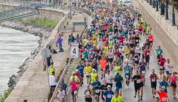 (SP)HUNGARY-BUDAPEST-BUDAPEST MARATHON (190930) -- BUDAPEST, Sept. 30, 2019 (Xinhua) -- Runners participate in the 34th Budapest Marathon in Budapest, Hungary on Sept. 29, 2019. (Photo by Attila Volgyi/Xinhua) Attila Volgyi Photo: XINHUA/PIXSELL