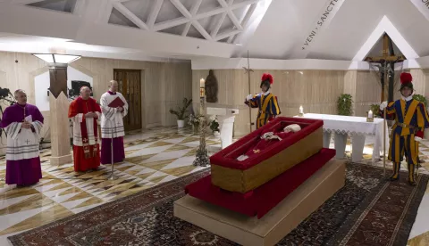 epa12045995 A handout photo made available by Vatican Media shows Cardinal Kevin Joseph Farrell next to Pope Francis' body during the Rite of the Confirmation of the Pontiff's Death at the Chapel of Santa Marta in Vatican City, 21 April 2025. Pope Francis died on 21 April 2025 at the age of 88, according to the Holy See. Born Jorge Mario Bergoglio in Buenos Aires, Argentina. On 17 December 1936, he was appointed leader of the Catholic Church on 13 March 2013, succeeding Pontiff Emeritus Benedict XVI. EPA/VATICAN MEDIA HANDOUT EDITORIAL USE ONLY/NO SALES