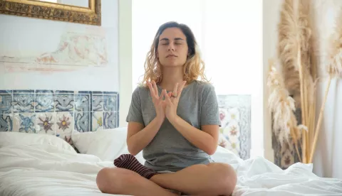 meditacija krevet disanje