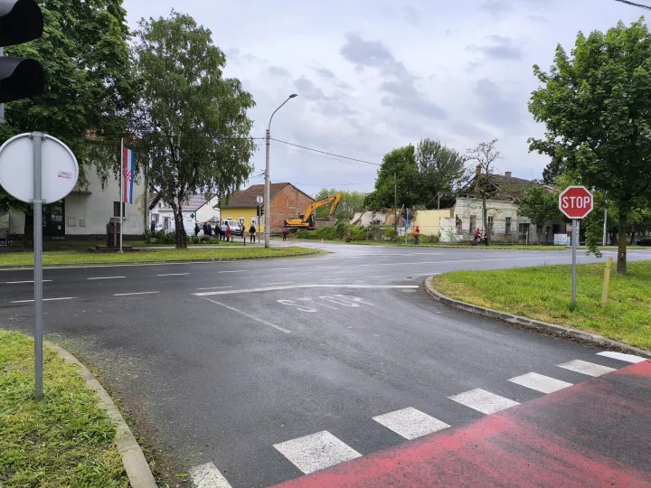 Sarva&scaron;, Korpara, Kolodvorska 2, ru&scaron;enje, travanj 2025.