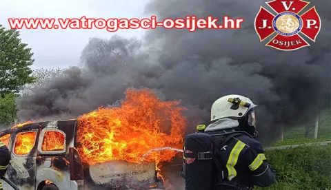 U potpunosti izgorio automobil na cesti između Josipovca i Samatovaca