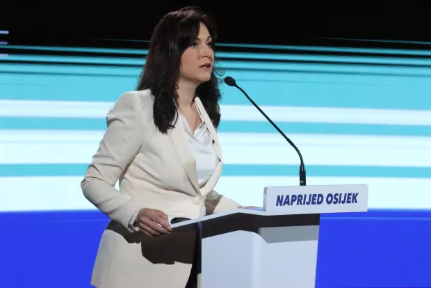 Osijek, 27. 04. 2025, Dvroana Franjo Krežma predstavljanje izbornog programa Ivana Radića u KC Osijek.snimio GOJKO MITIĆ