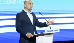 Osijek, 27. 04. 2025, Dvroana Franjo Krežma predstavljanje izbornog programa Ivana Radića u KC Osijek.snimio GOJKO MITIĆ