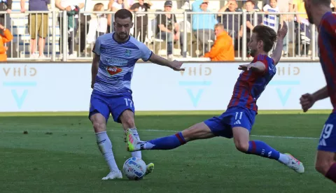 Osijek, 27. 04. 2025, Opus Arena, nogomet, SuperSport HNL24/25, Osijek - Hajduk, Arnel Jakupović (17).snimio GOJKO MITIĆ