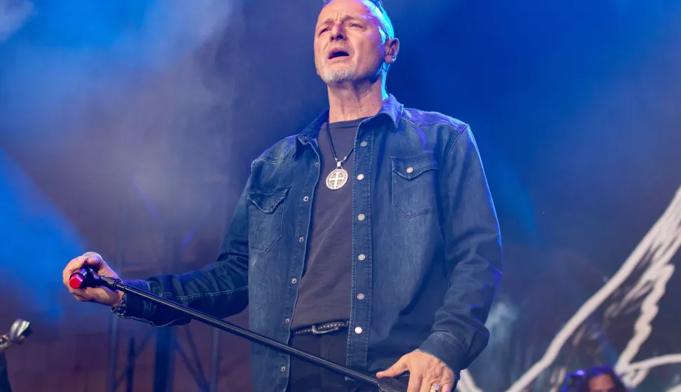 06.12.2024., Stradun, Dubrovnik - Uz Dan dubrovackih branitelja, Marko Perkovic Thompson odrzao je koncert na prepunom Stradunu. Na trenutke je unutar zidina bilo gotovo 20000 ljudi sto nadmasuje i doceke Nove godine.PHOTO: Grgo Jelavic/PIXSELL Photo: Grgo Jelavic/PIXSELL