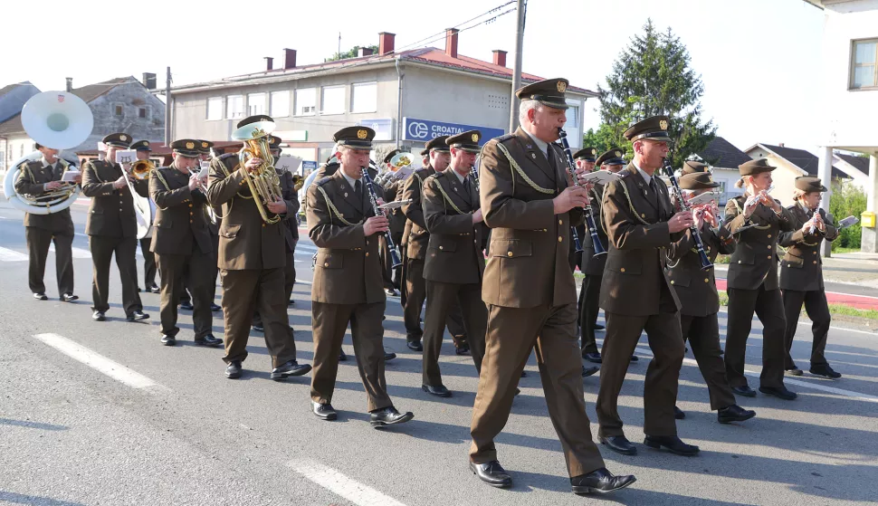 Okučani, 01. 05. 2025., VRO Bljesak, 30 obljetnica, budnicaSNIMIO BRUNO JOBST