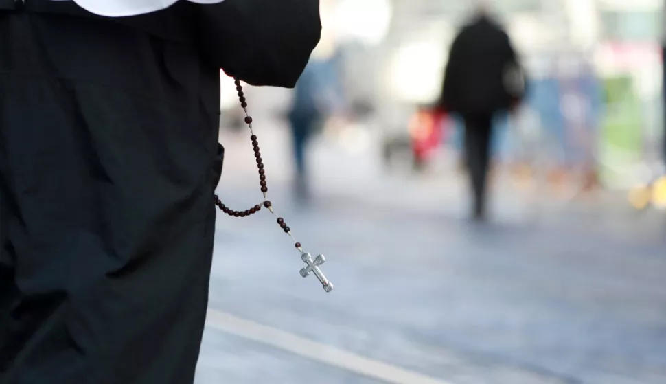 29.04.2020., Zagreb - Srediste grada. Atmosfera u centru grada nakon kisnog i tmurnog jutra. Osjeca se dobro raspolozenje te se vidi osmjeh na licu i opustenost gradjana i prolaznika. Photo: Sanjin Strukic/PIXSELL
