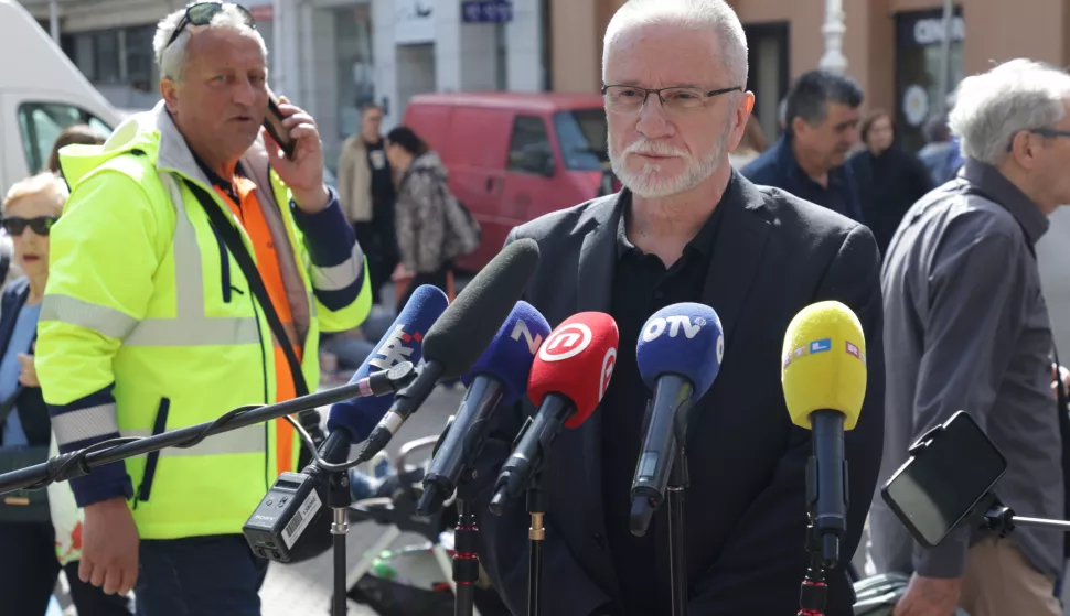 Zagreb, 16.4.2025.- Konferencija za medije Nezavisnih hrvatskih sindikata, s temom Uskrsna potro?a?ka ko?arica za 2025. godinu za tro?lanu obitelj. Na slici Kre?imir Sever. foto HINA/ Admir BULJUBA?I?/ ua