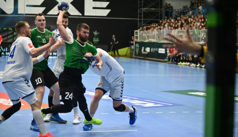 Rukometaši NEXE-a (zeleni) dočekuju Sesvete, a "Zagrebaši" (bijeli) su gosti Vinkovaca