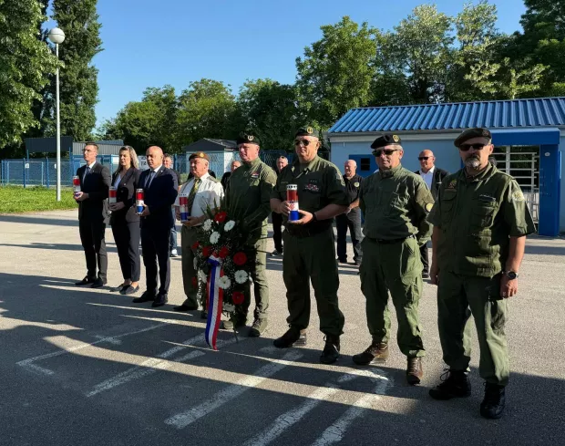VINKOVCII u Vinkovcima obilježena 34. godi&scaron;njica pogibije hrvatskih policajaca u Borovu Selu2. 5. 2025.