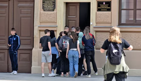 slavonija...vinkovci...10.04.2024.ucenici - fotke za ilustraciju...;foto Gordan Panić