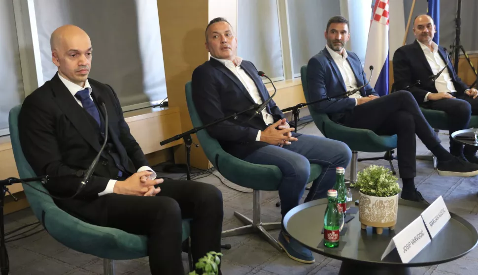 Osijek, 02. 05. 2025, Hotel Osijek. Panel raprava. Sportska diplomacija poligtika i/ili brend. Sudjeluje i diplomatski zbor...snimio GOJKO MITIĆ