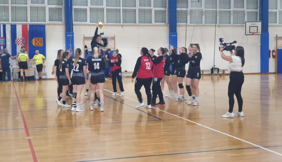 UOČI 50. OBLJENTICE ŽRK PETRIJEVCI U&Scaron;AO U DRUGU LIGU
