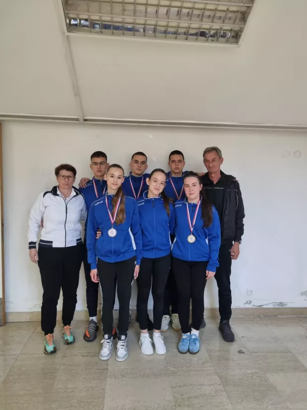 Zlata Dori i Klari, TKD Osijek najbolji kod seniora. Zadovoljni su i sajnamovci
