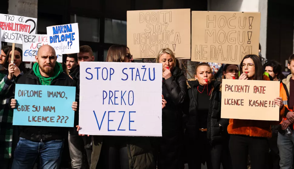 27.01.2025., Zagreb - Mirni prosvjed fizioterapeuta iniciran problemom izdavanja licence i pronalaska staza organiziraju pojedinci s podrskom svih terapeuta koji su u istom problemu. Photo: Luka Stanzl/PIXSELL