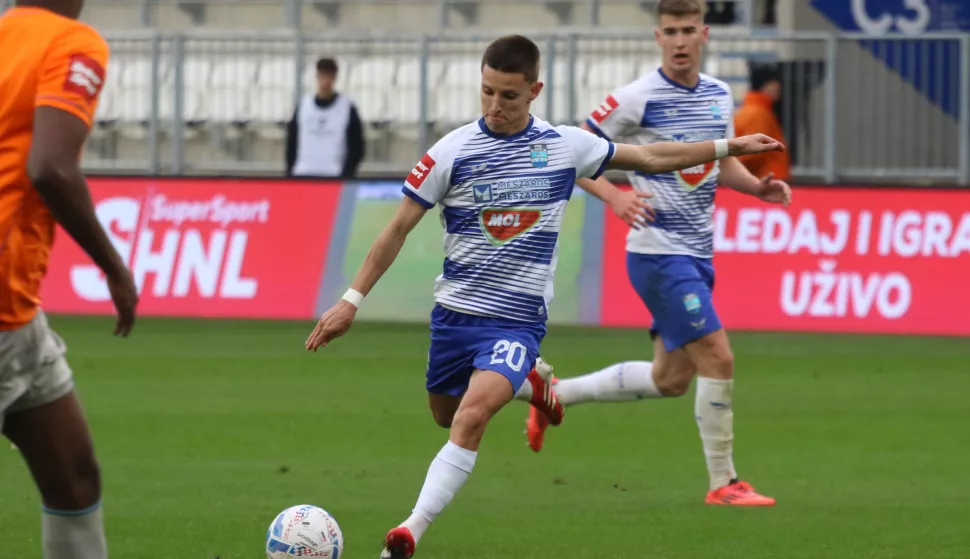 Osijek, 16. 03. 2025, Opus Arena, nogomet, SuperSport HNL 24/25. Osijek -Varaždin, Oliviera Dantas Tiago Filipe (20).snimo GOJKO MITIĆ