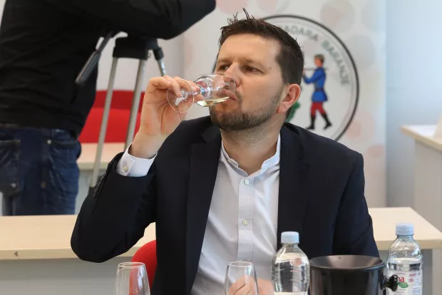 Osijek, 07. 05. 2025, Fakultet agrobiotehničkih znanosti Osijek, FAZOS. Ocijenjivanje vina &Scaron;ampion Dunava.snimio GOJKO MITIĆ