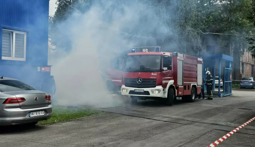 VINKOVCICivilna zaštita je uz žurne službe vatrogasaca, hitne pomoći i policajaca, u pogonu vinkovačke tvrtke Unior, čiji su djelatnici također bili uključeni, izvela uspješnu vježbu, čime su pokazali svoju spremnost i u najizazovnijim situacijama. svibanj 2025.