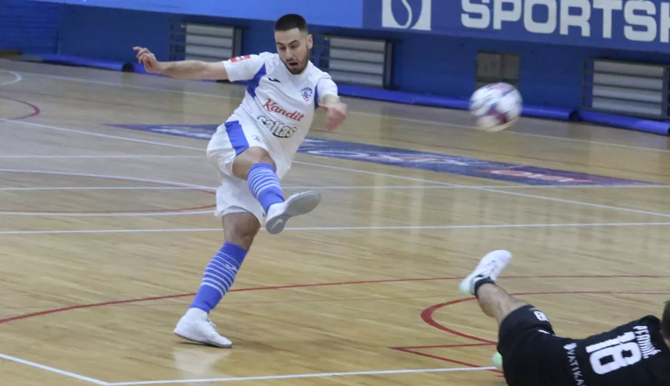 Osijek, 04. 01. 2025, SD Zrinjevac, Osijek Kandit - Aurelia Boso Futsal. SuperSport HMNL.snimio GOJKO MITIĆ