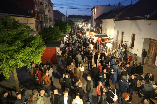 Osijek, 10. 05. 2025., Sunčana ulica, Craft beer festival, subota, reportažaSNIMIO BRUNO JOBST