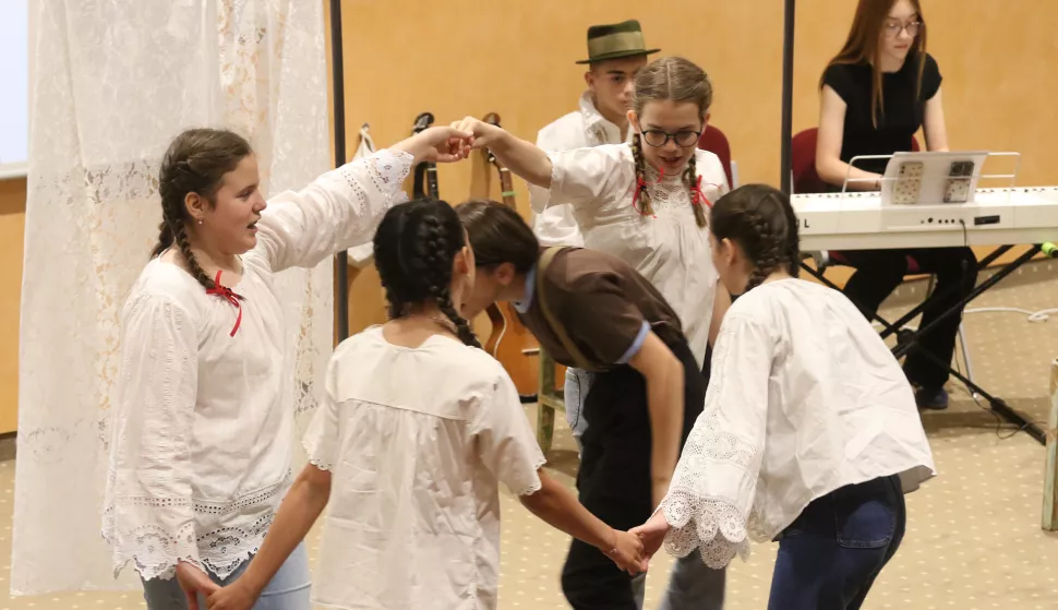 Osijek, 13. 05. 2025, Vikarijat, Smotra vjeronaučnog stvaralaštva vjeroučenika OS i srednjih škola.snimio GOJKO MITIĆ