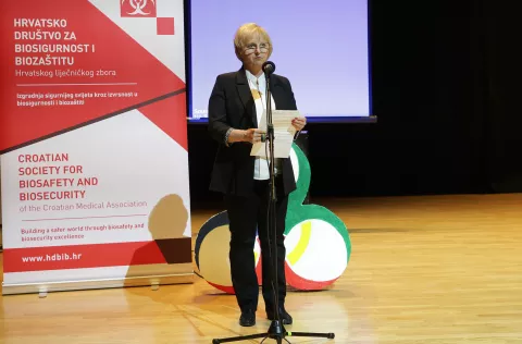 Osijek, 12. 05. 2025., KC, Koncertna dvorana Franjo Krežma, Biosigurnost i biozaštita, međunarodna smotra, otvorenje, Vesna Vrbošić - ravnateljica OŠ VijenacSNIMIO BRUNO JOBST