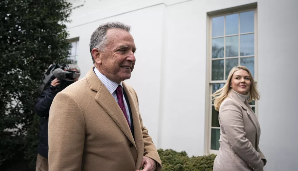 epa11945122 Steve Witkoff (L), US special envoy to the Middle East, and Karoline Leavitt, White House press secretary, depart after speaking to members of the media outside the White House in Washington, DC, US, 06 March 2025. EPA/AL DRAGO/POOL