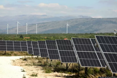 19.04.2024., Promina - Na terenu mjesta Suknovci podignuta je suncana elektrana Suknovci, kojoj je instalirana snaga 10 MWh, sastoji se od 20.000 solarnih panela po 500W. Photo: Dusko Jaramaz/PIXSELL