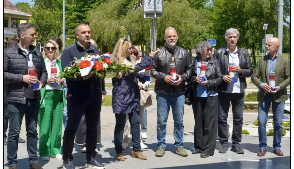 Glumci odali počastfoto: Grad Županja