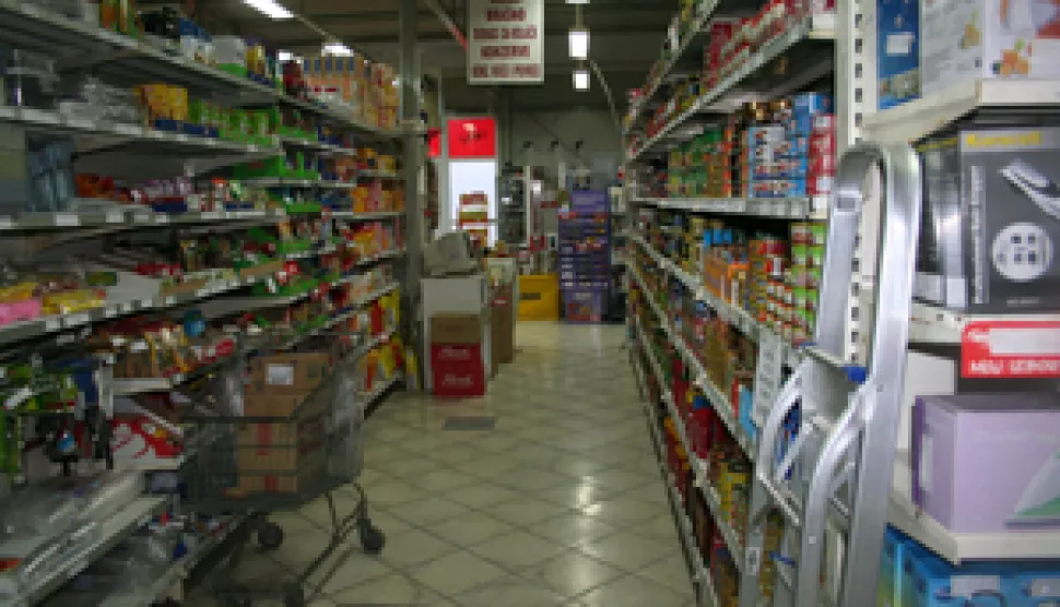 Trgovina, unutra&scaron;njost trgovine, ilustracija, policija