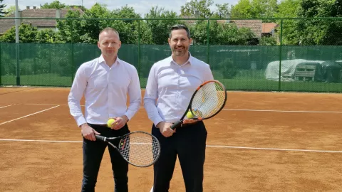 Načelnik općine Kneževi Vinogradi Vedran Kramarić i ministar turizma i sporti Tonči Glavina