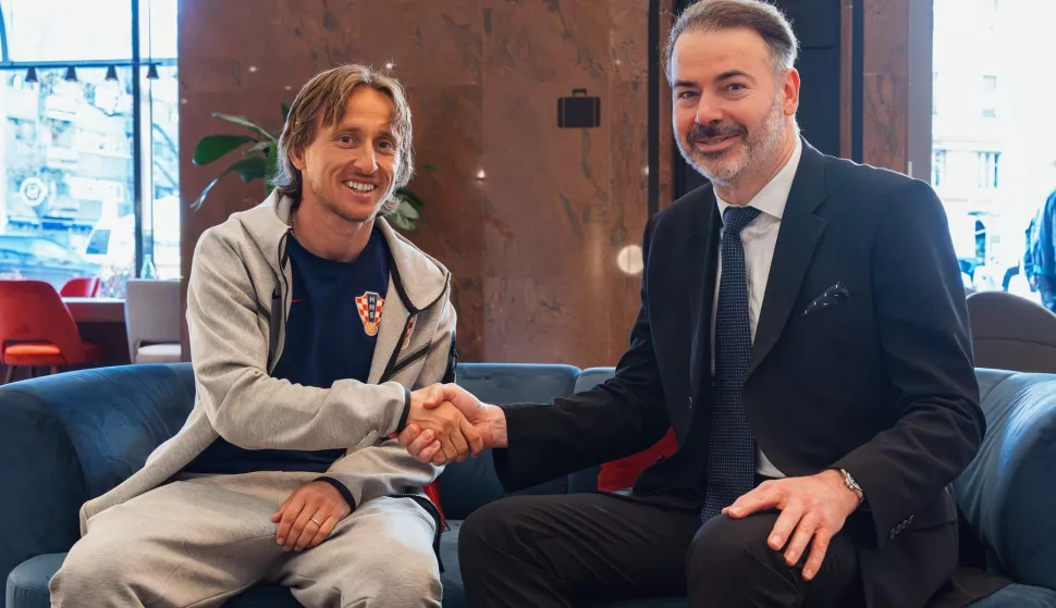 Luka Modrić i Dinko Lucić, PBZ Grupa