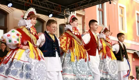 Dječji folklor Vinkovci