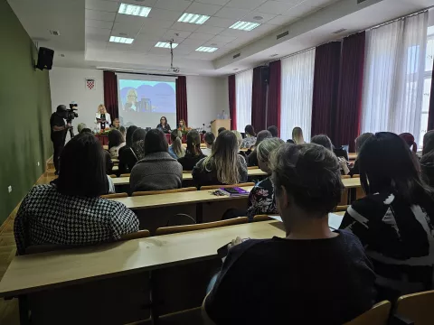 Promocija knjige "Dvostruka igra-lažni profil" autorice Rosie Kugli, FOOZOS, 19.5.2025.Foto: Ivana Paušić