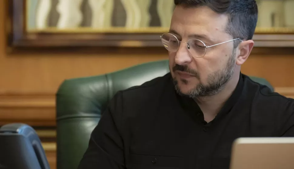 epa12117849 A handout picture made available by the Presidential Press Service shows Ukrainian President Volodymyr Zelensky speaking on the phone with US President Donald Trump, from Kyiv, Ukraine, 19 May 2025. Zelensky confirmed he spoke with Trump before the US president held a phone conversation with Russian President Putin, and a second time later, together with EU leaders. EPA/PRESIDENTIAL PRESS SERVICE HANDOUT HANDOUT HANDOUT EDITORIAL USE ONLY/NO SALES