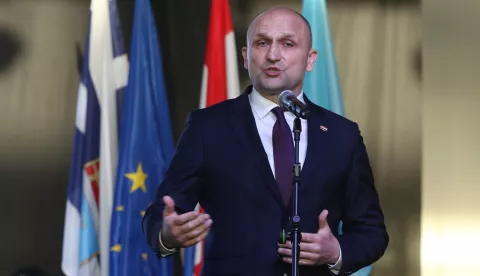 Čepin, 23. 04. 2025, Čepin otvaranje sportske dvorane. Ana Rucner, KUD, i koncert... Ivan Anu&scaron;ić.snimio GOJKO MITIĆ