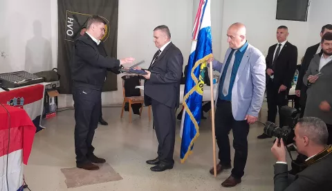 Derventa, 25.03.2023 - Predsjednik Republike Zoran Milanović boravio je u subotu, u radnom posjetu Bosni i Hercegovini, u Derventi, gdje je sudjelovao na obiljeavanju 31. obljetnice osnutka 103. brigade Hrvatskog vijeća obrane Derventa. foto HINA/ eljko DRAENOVIĆ/ ik