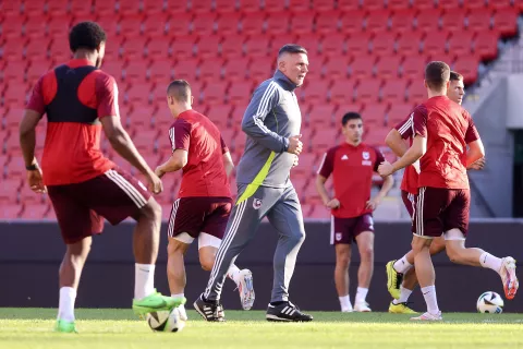 30.07.2024., Stadion Antona Malatinskeho, Trnava, Slovacka - Trening FK Sarajevo uoci uzvratne utakmice drugog pretkola UEFA Konferencijske lige protiv FK Spartak Trnava. trener Sarajeva Zoran Zekic Photo: Armin Durgut/PIXSELL