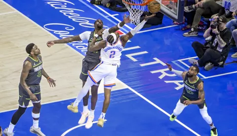 epa12121046 Oklahoma City Thunder Shai Gilgeous-Alexander (3-R) drives to the Basket as Minnesota Timberwolves Anthony Edwards (L), Naz Reid (2-L) and Mike Conley (R) defend during the first half of the Western Conference finals playoff game one between the Minnesota Timberwolves and the Oklahoma City Thunder at Paycom Center in Oklahoma City, Oklahoma, USA, 20 May 2025. EPA/GERALD LEONG SHUTTERSTOCK OUT
